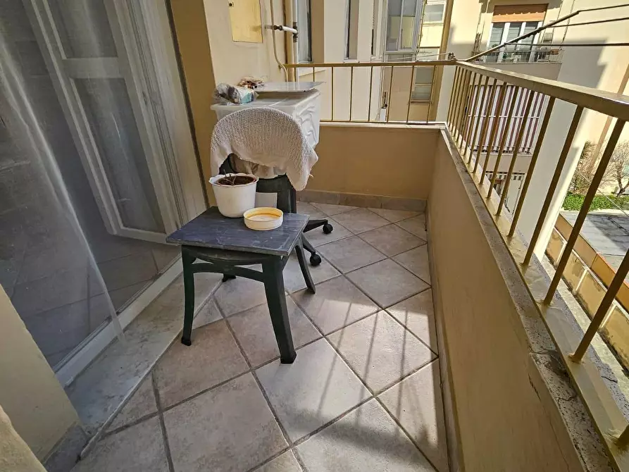 Immagine 14 di Appartamento in vendita  a Livorno