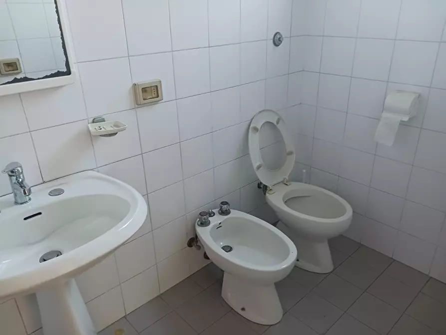 Immagine 6 di Capannone industriale in vendita  a Pontedera