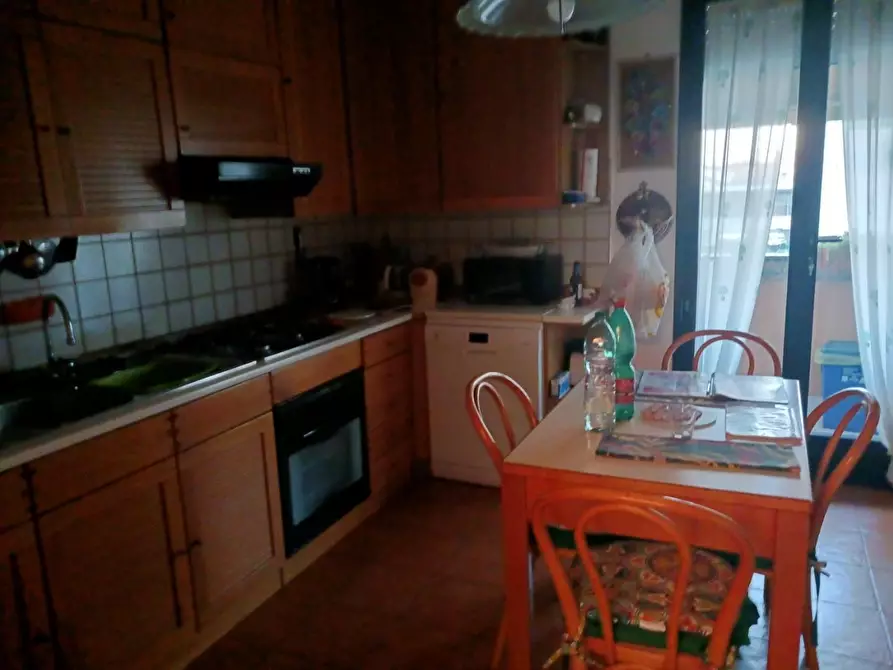 Immagine 2 di Villetta a schiera in vendita  a Pontedera