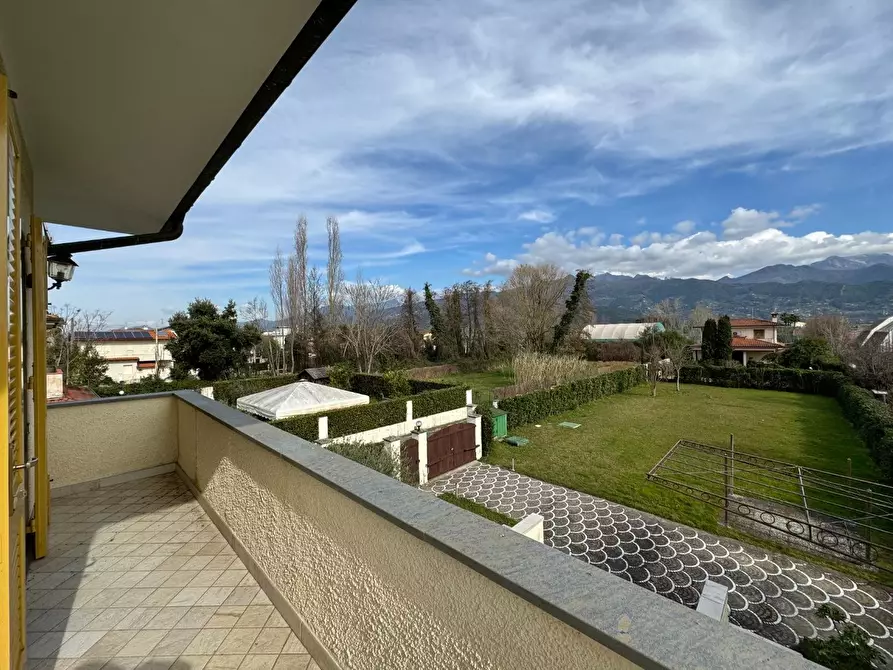 Immagine 23 di Villa in affitto  a Forte Dei Marmi