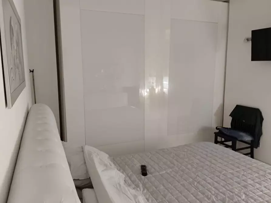 Immagine 9 di Appartamento in vendita  a Carrara