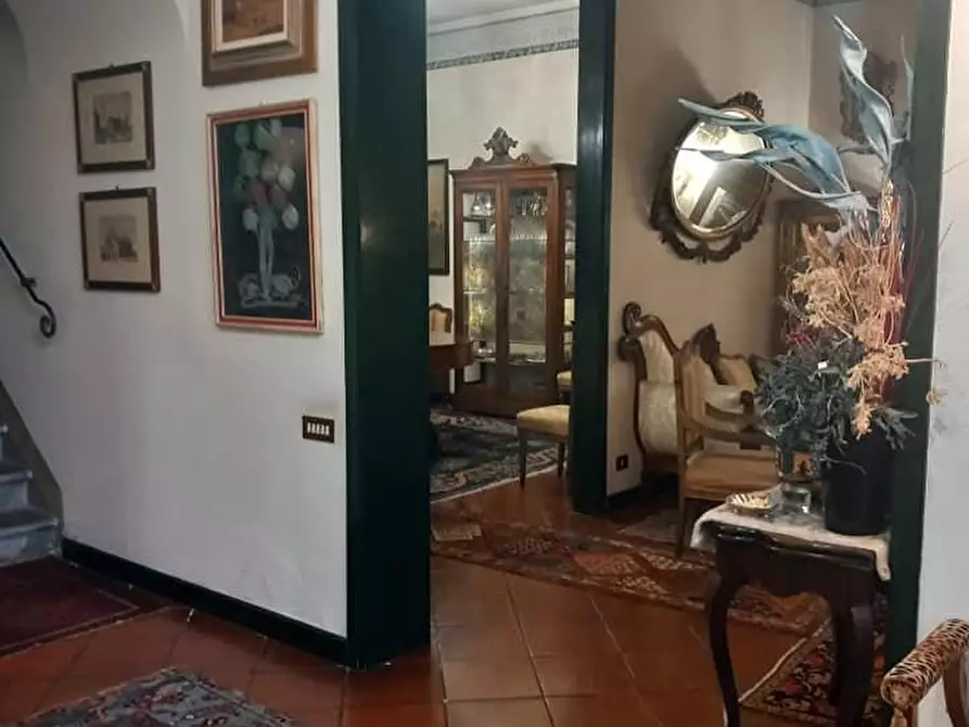Immagine 21 di Villa in vendita  a Pisa