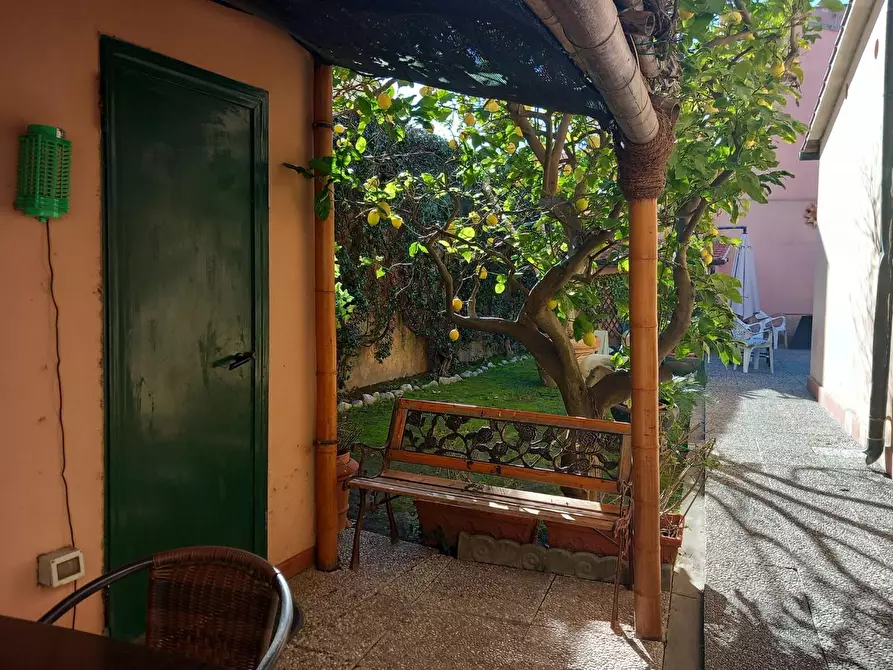 Immagine 17 di Villa in vendita  a Pisa