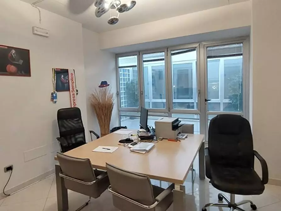 Immagine 11 di Ufficio in vendita  a Montelupo Fiorentino