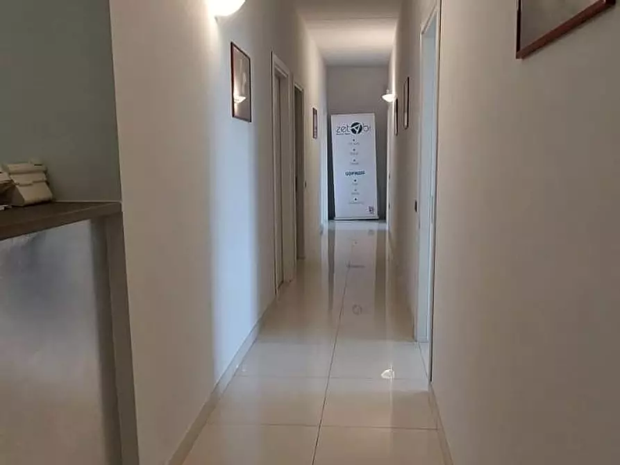 Immagine 12 di Ufficio in vendita  a Montelupo Fiorentino