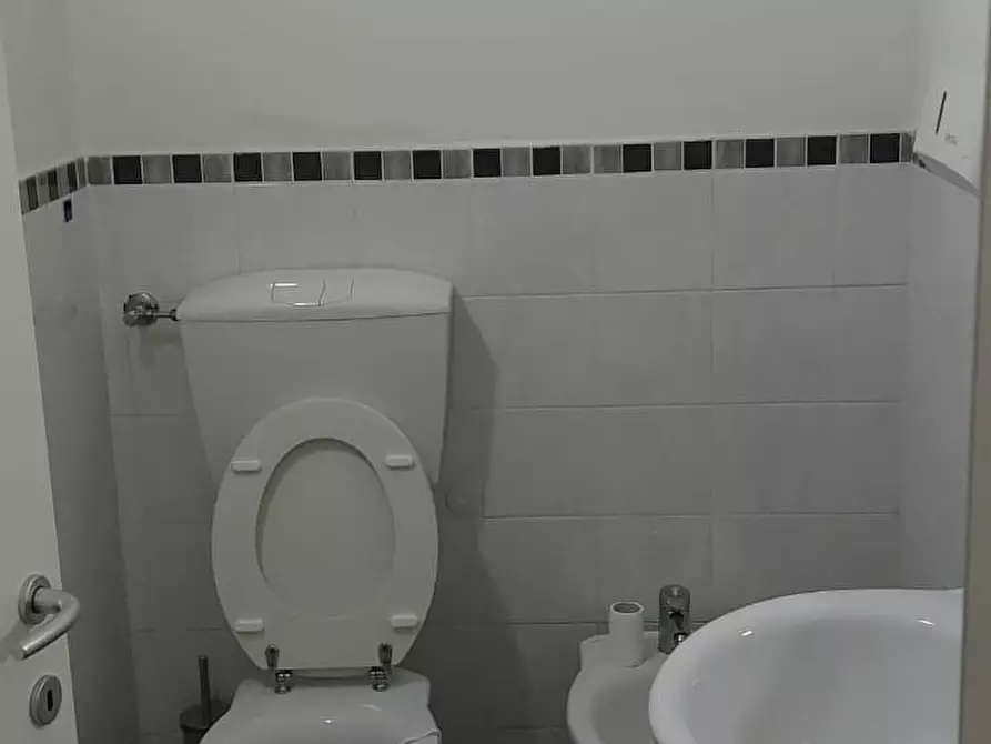 Immagine 18 di Ufficio in vendita  a Montelupo Fiorentino