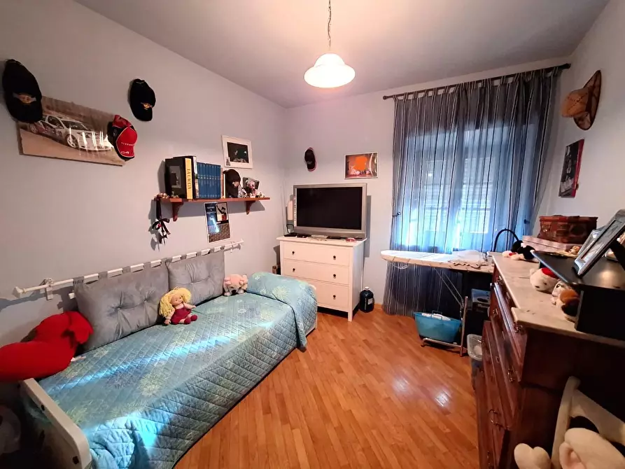 Immagine 26 di Casa colonica in vendita  a Pescaglia