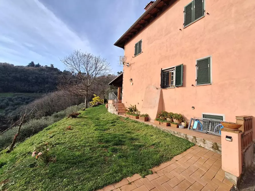 Immagine 38 di Casa colonica in vendita  a Pescaglia