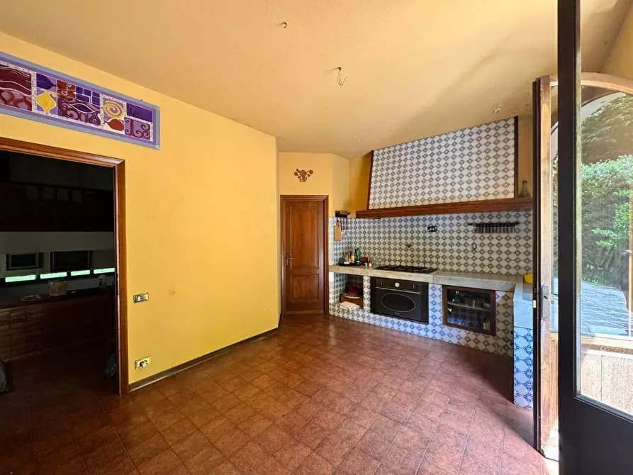 Immagine 5 di Casa bifamiliare in vendita  a Carrara