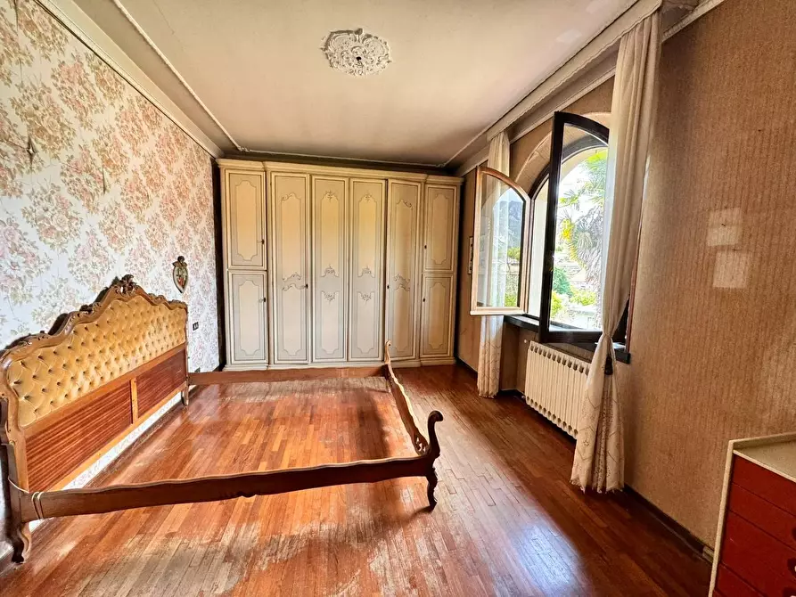 Immagine 12 di Casa bifamiliare in vendita  a Carrara