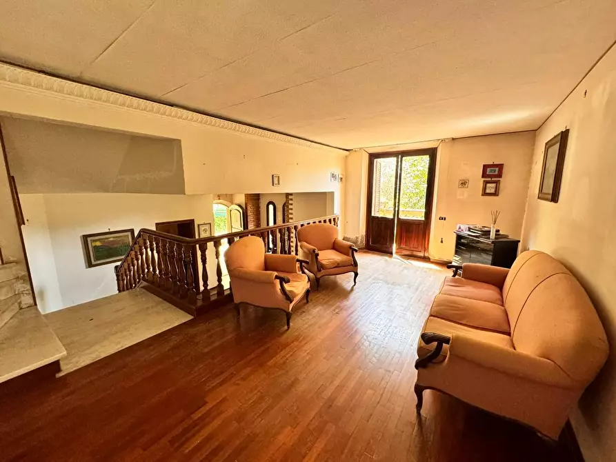 Immagine 4 di Casa bifamiliare in vendita  a Carrara