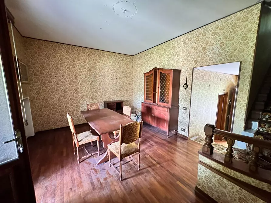 Immagine 10 di Casa bifamiliare in vendita  a Carrara