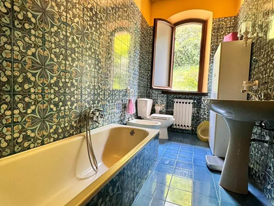 Immagine 20 di Casa bifamiliare in vendita  a Carrara