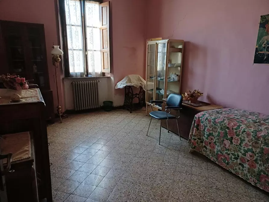 Immagine 21 di Appartamento in vendita  a Colle Di Val D'elsa