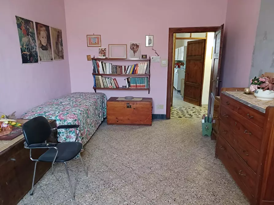 Immagine 23 di Appartamento in vendita  a Colle Di Val D'elsa