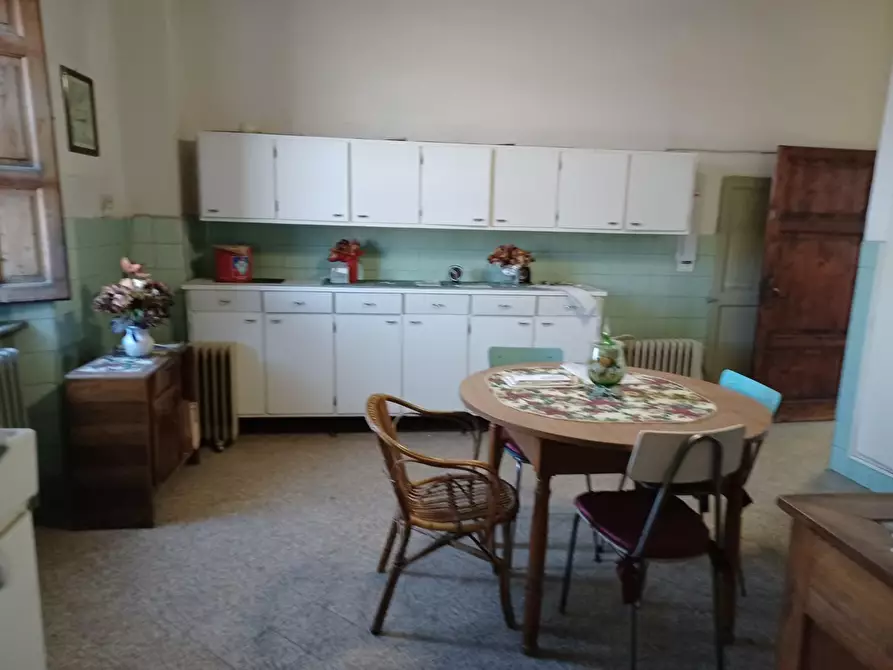 Immagine 15 di Appartamento in vendita  a Colle Di Val D'elsa