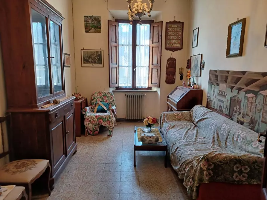 Immagine 3 di Appartamento in vendita  a Colle Di Val D'elsa