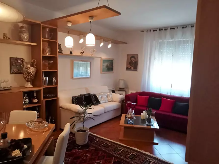 Immagine 12 di Appartamento in vendita  a Lerici