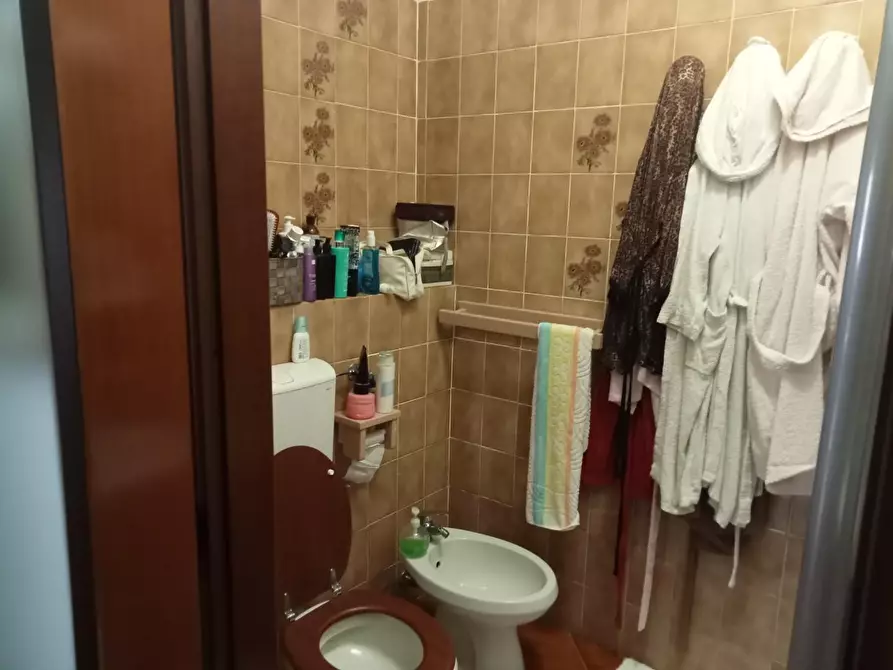 Immagine 10 di Appartamento in vendita  a Lerici