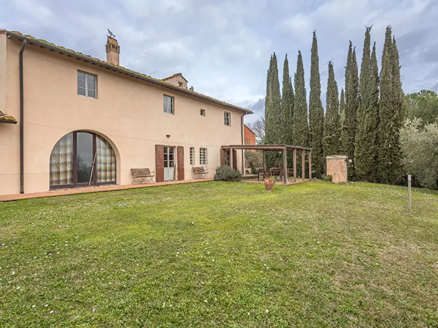 Immagine 7 di Casa colonica in vendita  a Cerreto Guidi