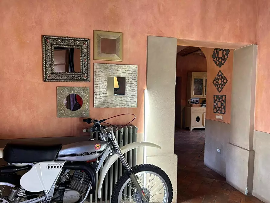 Immagine 21 di Casa colonica in vendita  a Cerreto Guidi