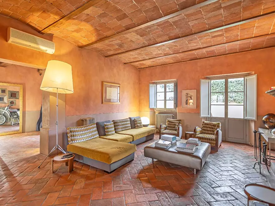 Immagine 16 di Casa colonica in vendita  a Cerreto Guidi