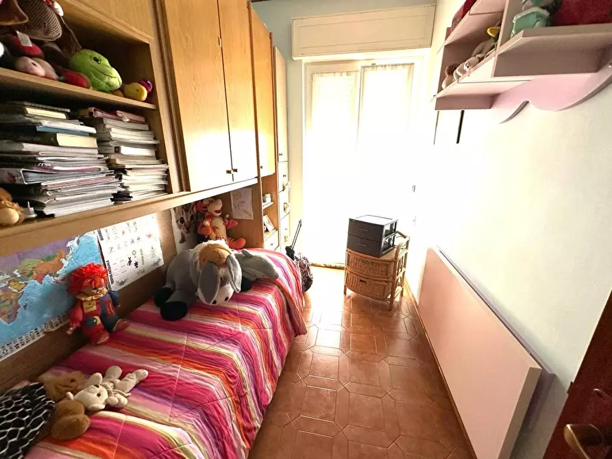 Immagine 21 di Appartamento in vendita  a Ortonovo