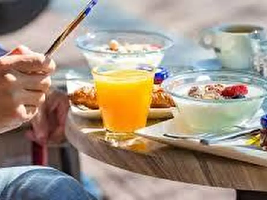 Immagine 6 di Bar / Ristorante in vendita  a Cascina