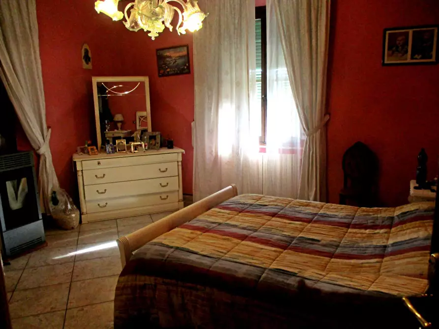 Immagine 21 di Villa in vendita  a Castelfranco Di Sotto