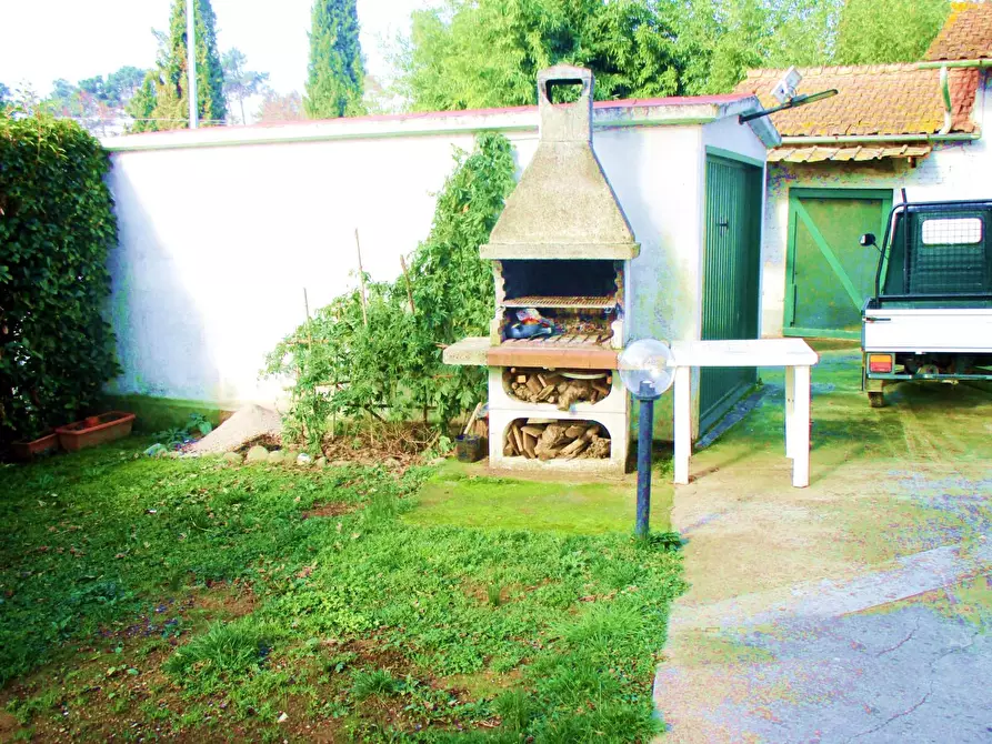 Immagine 3 di Villa in vendita  a Castelfranco Di Sotto