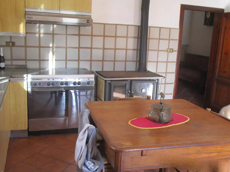 Immagine 25 di Villa in vendita  a Castelfranco Di Sotto