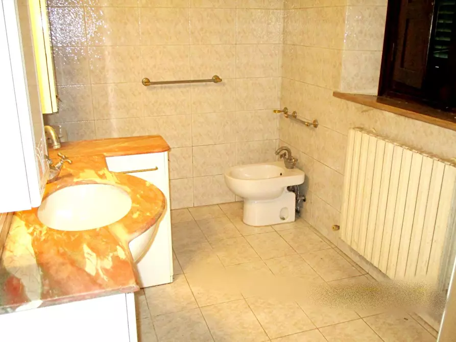 Immagine 17 di Villa in vendita  a Castelfranco Di Sotto