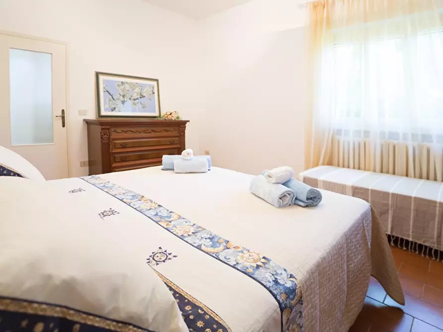 Immagine 9 di Villa in affitto  a Montignoso