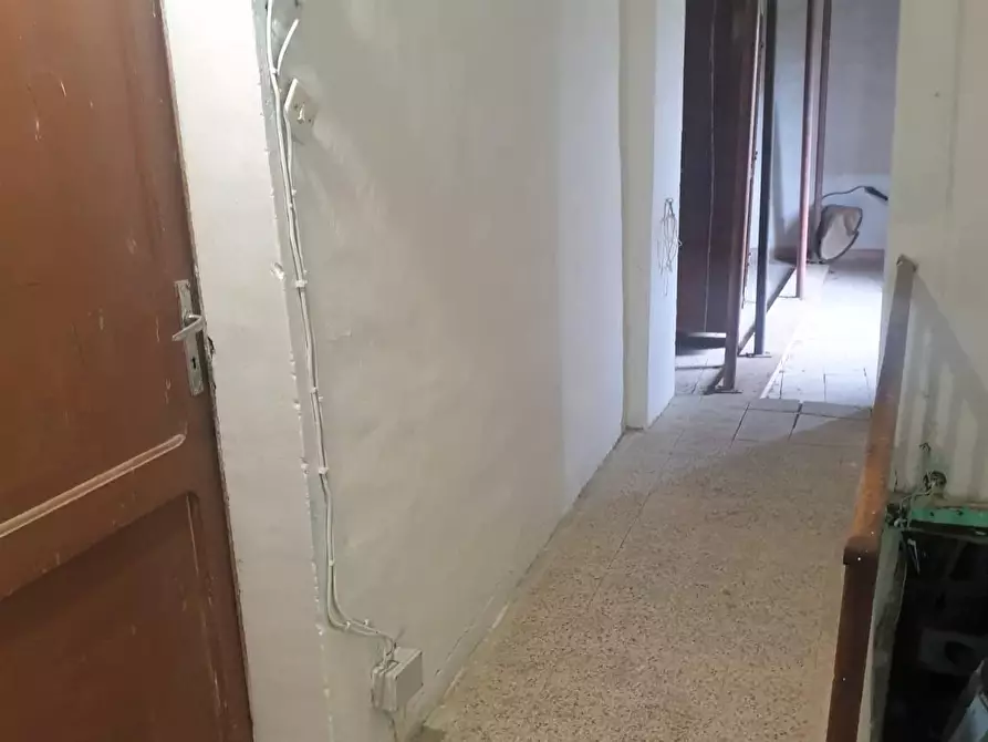 Immagine 19 di Rustico / casale in vendita  a Colle Di Val D'elsa