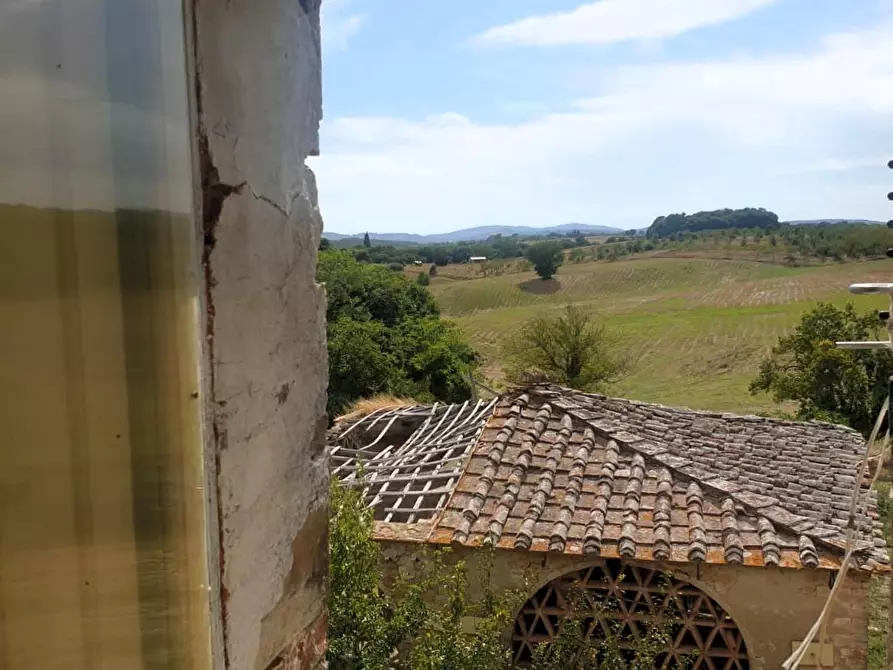 Immagine 17 di Rustico / casale in vendita  a Colle Di Val D'elsa