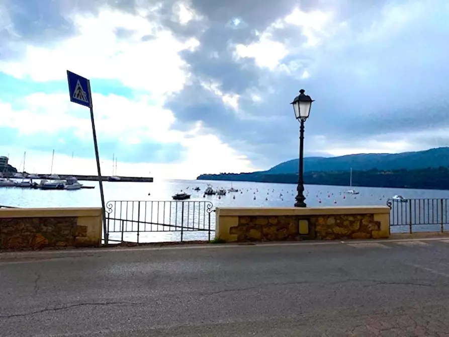 Immagine 35 di Appartamento in vendita  a Porto Azzurro