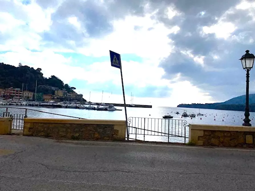 Immagine 36 di Appartamento in vendita  a Porto Azzurro