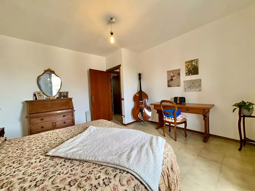 Immagine 32 di Villetta a schiera in vendita  a Calcinaia