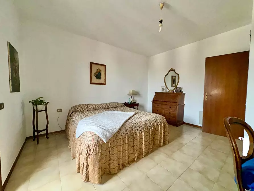 Immagine 33 di Villetta a schiera in vendita  a Calcinaia