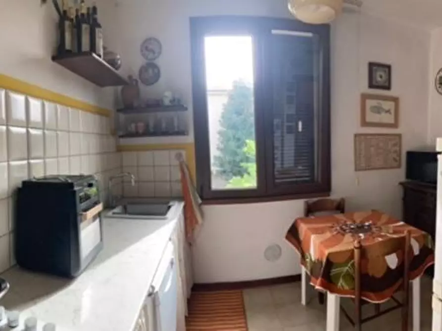 Immagine 17 di Villetta a schiera in vendita  a Calcinaia