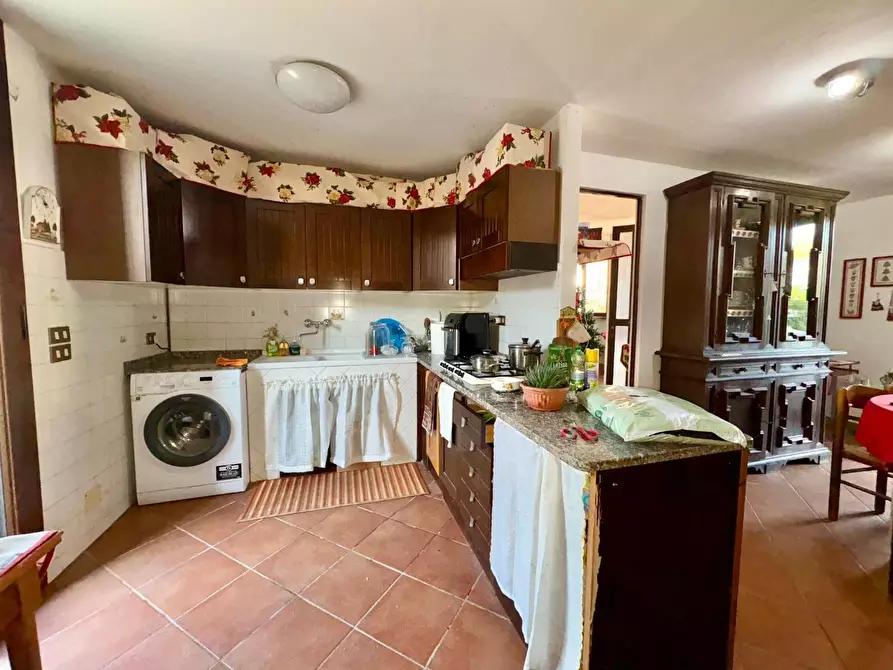 Immagine 7 di Villetta a schiera in vendita  a Calcinaia