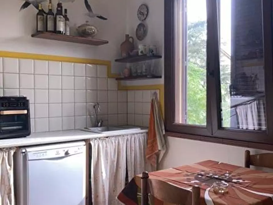 Immagine 15 di Villetta a schiera in vendita  a Calcinaia