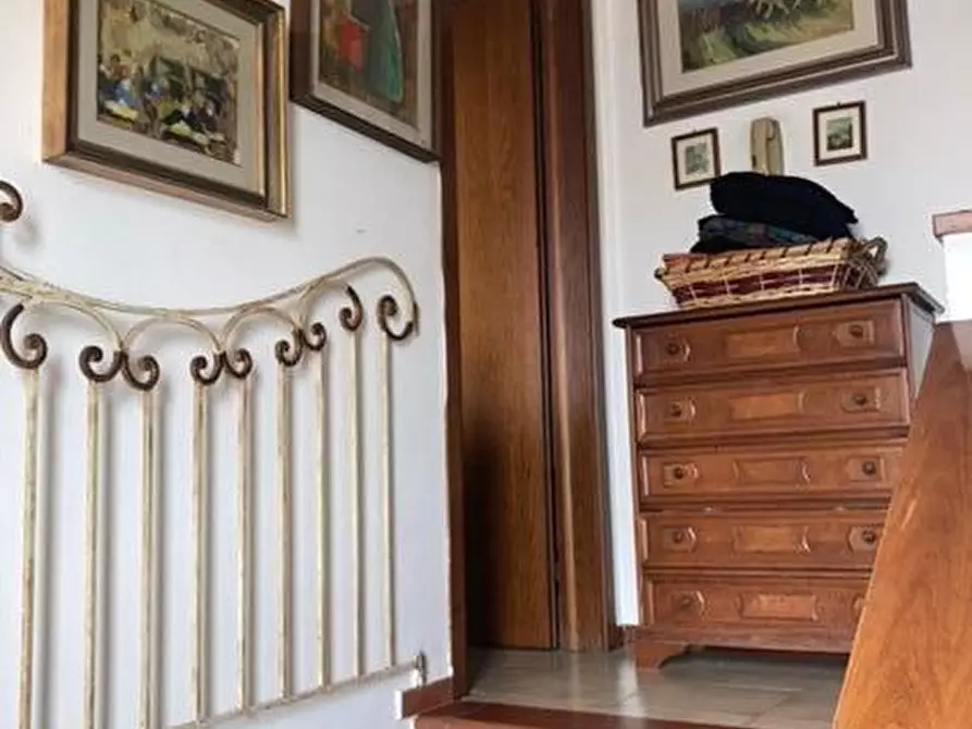 Immagine 22 di Villetta a schiera in vendita  a Calcinaia