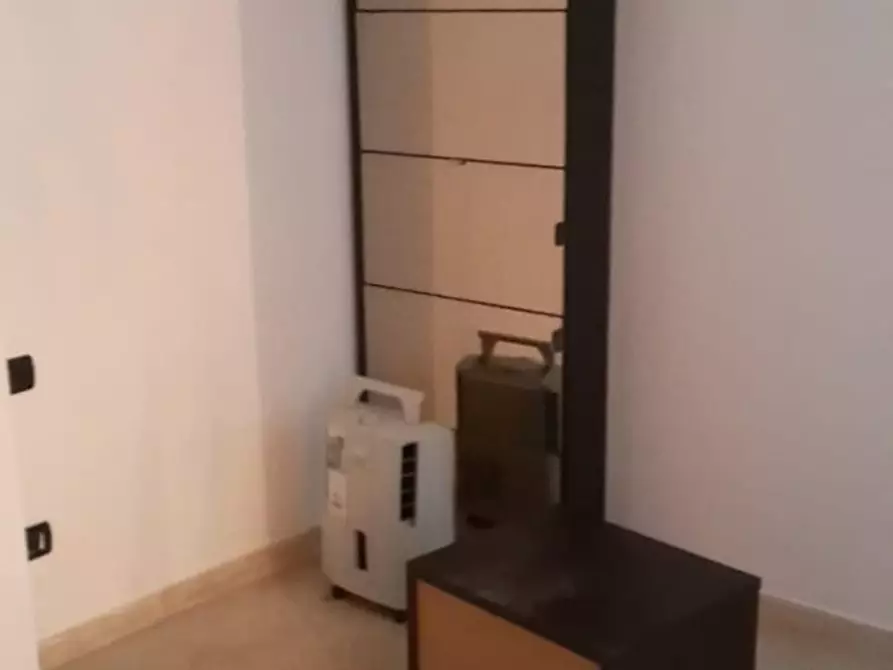 Immagine 15 di Appartamento in vendita  a Carrara