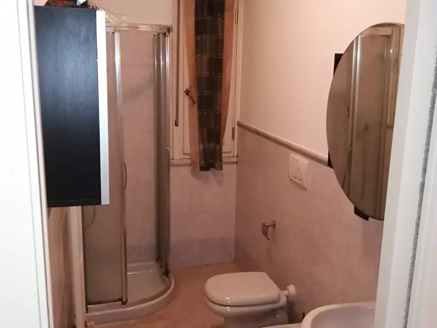 Immagine 8 di Appartamento in vendita  a Carrara