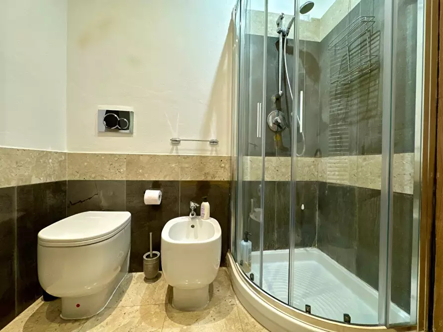 Immagine 17 di Appartamento in affitto  a Pisa