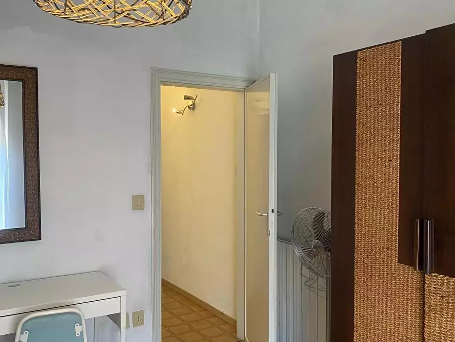 Immagine 14 di Villa in vendita  a Viareggio