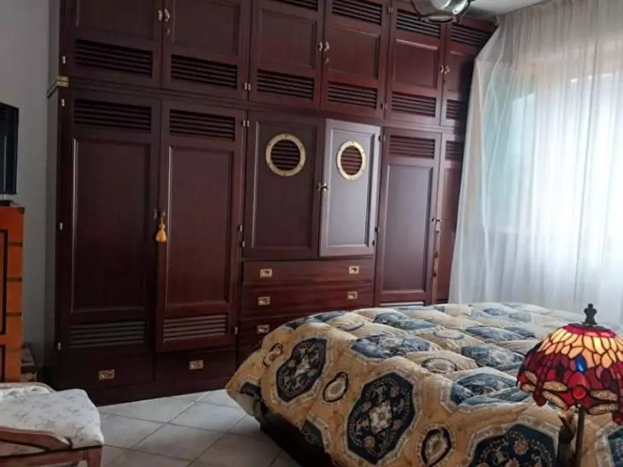 Immagine 6 di Appartamento in vendita  a Montignoso