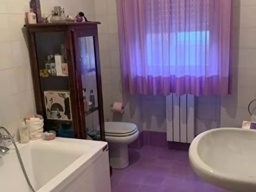 Immagine 7 di Appartamento in vendita  a Montignoso