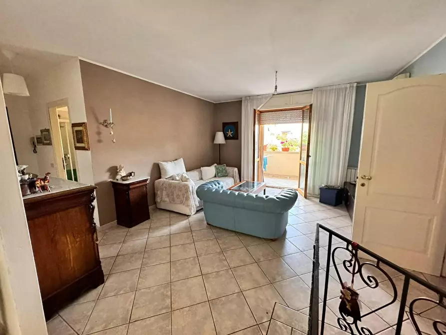 Immagine 19 di Appartamento in vendita  a Montignoso